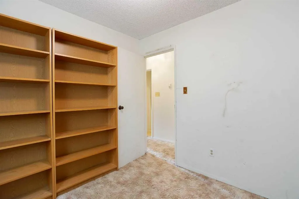 624 2 Avenue NW #5