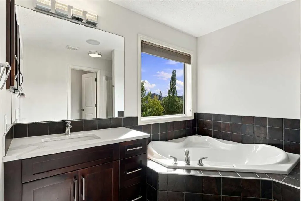 29 Cranleigh Park SE