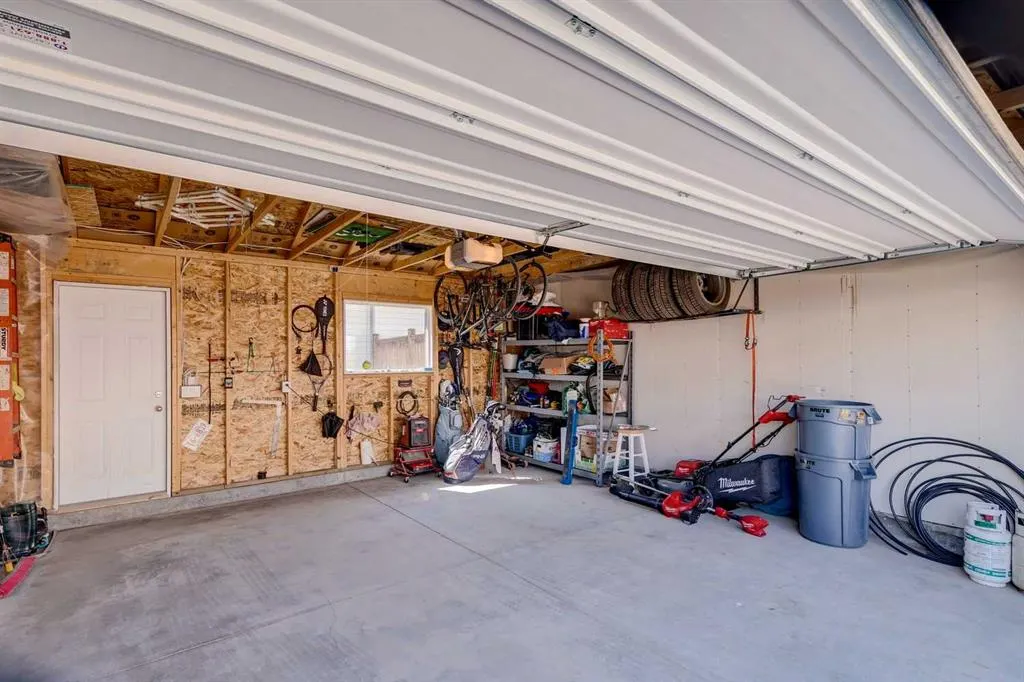 1301 Walden Drive SE