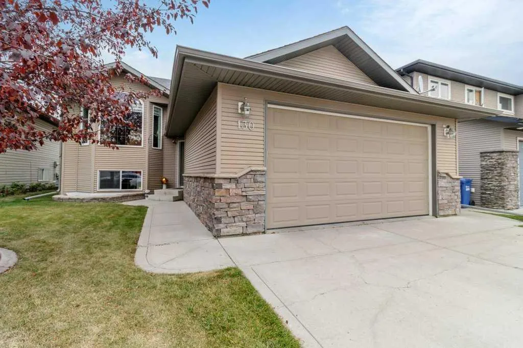 130 Oaklands Crescent