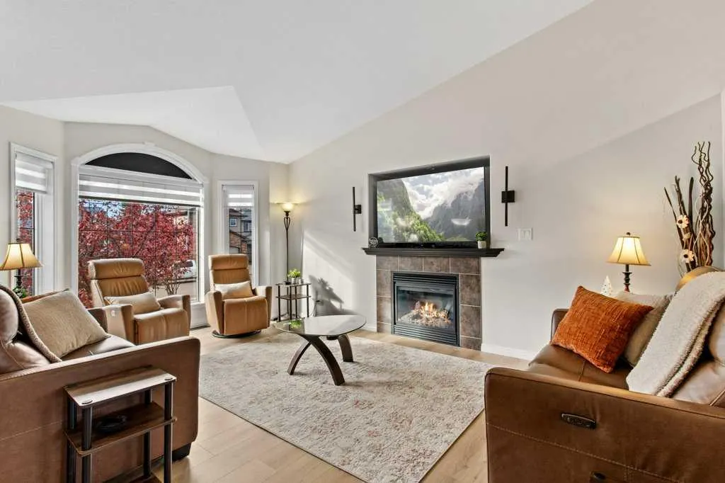 130 Oaklands Crescent