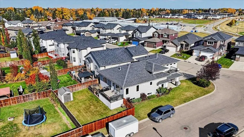 717 Ranch Crescent