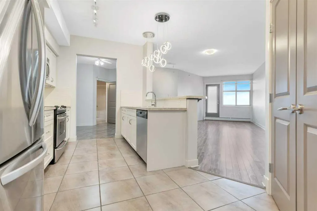 100 Lakeway Boulevard #420