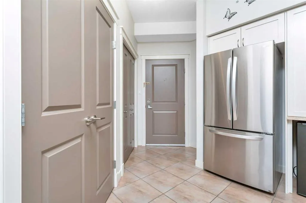 100 Lakeway Boulevard #420