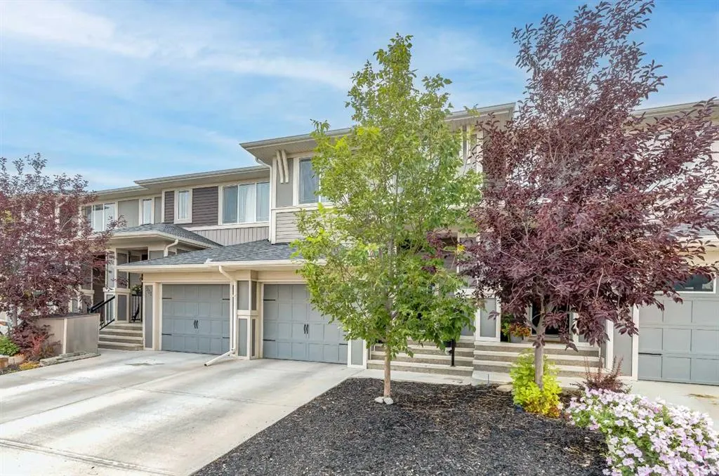 497 Hillcrest Road SW