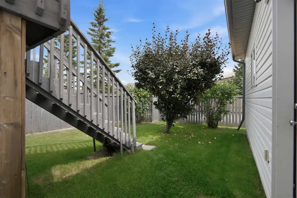 98 Duval Crescent
