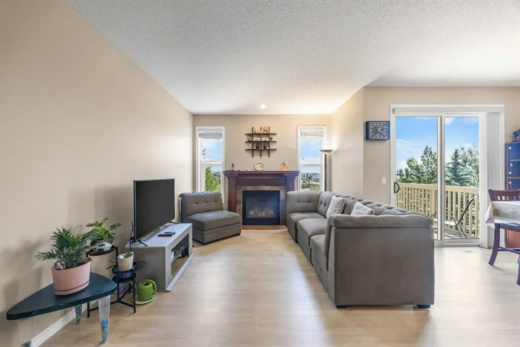 32 Panatella Common NW