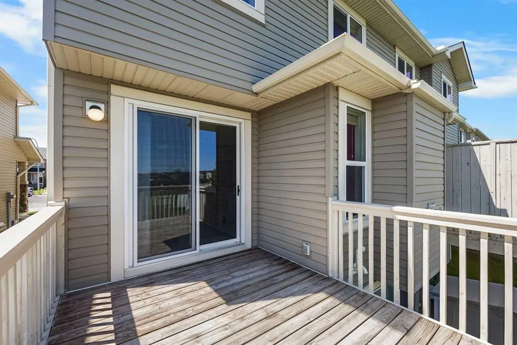 32 Panatella Common NW