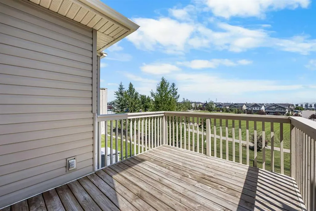 32 Panatella Common NW
