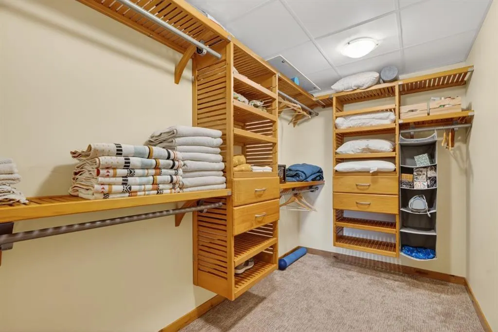 707 Spring Creek Drive #407