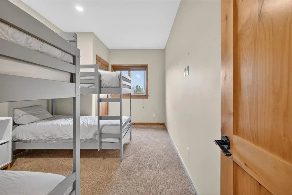 707 Spring Creek Drive #407
