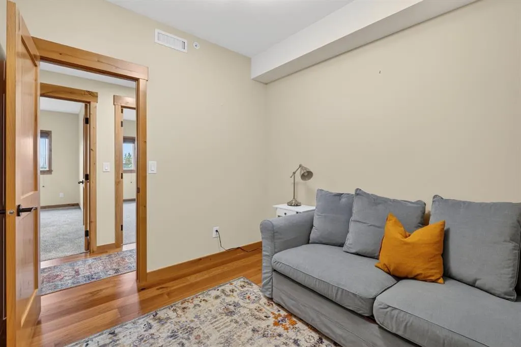 707 Spring Creek Drive #407