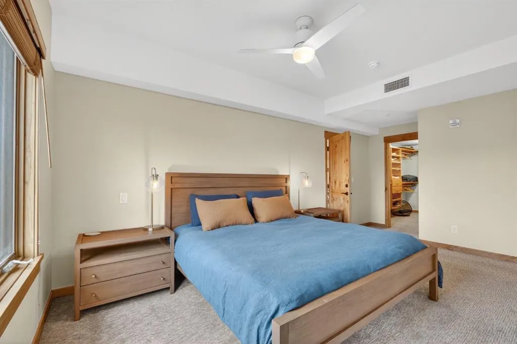 707 Spring Creek Drive #407