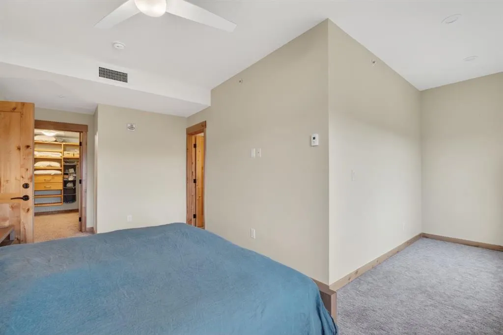707 Spring Creek Drive #407