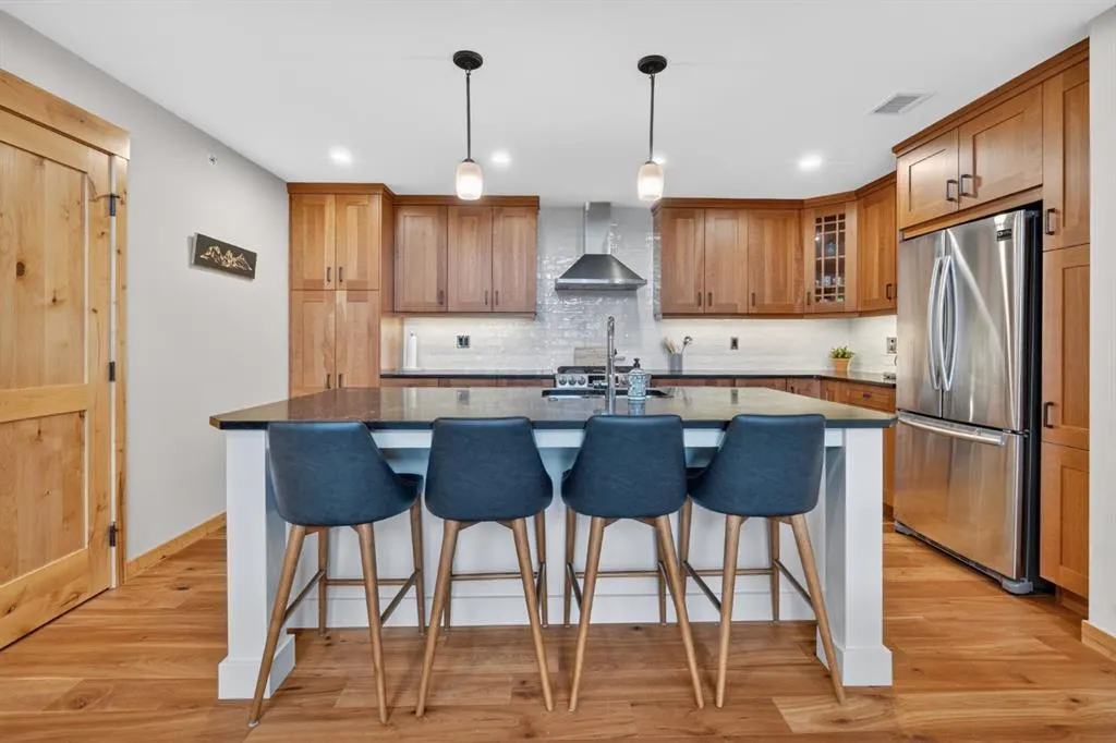 707 Spring Creek Drive #407