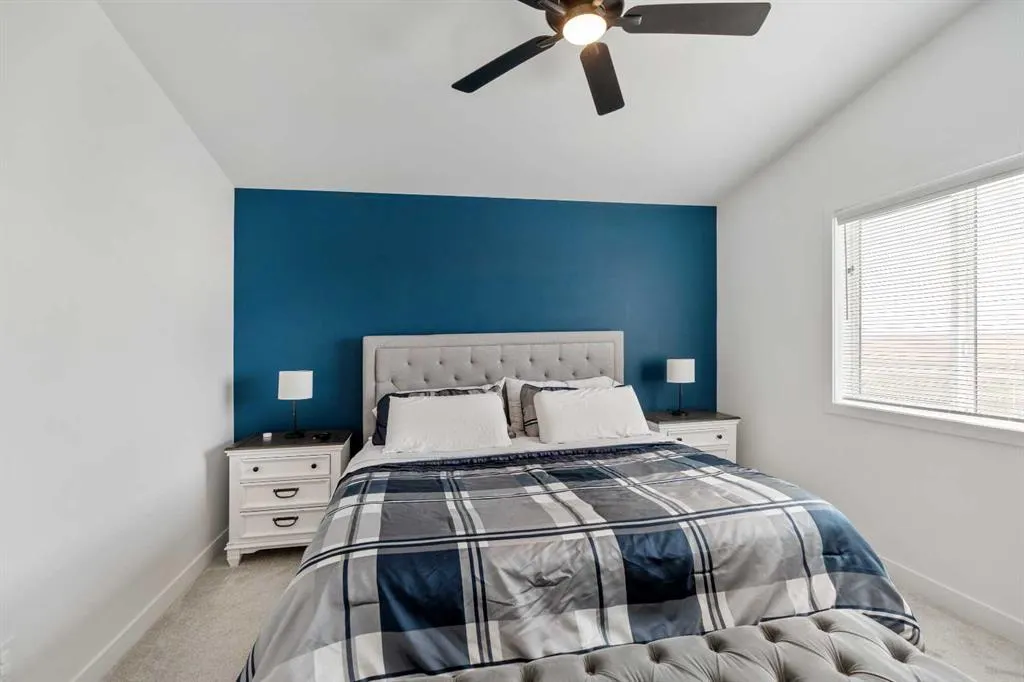 894 Miners Boulevard W