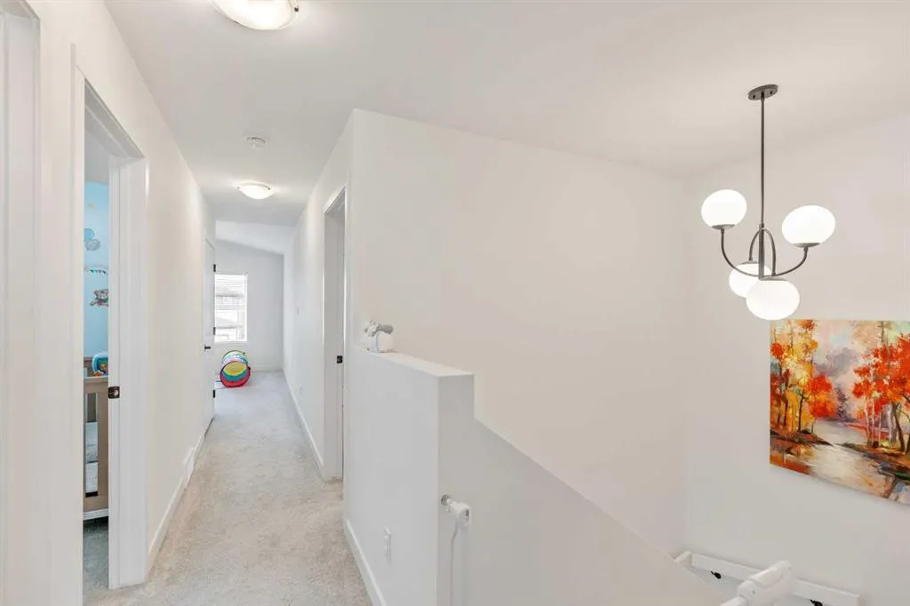 894 Miners Boulevard W