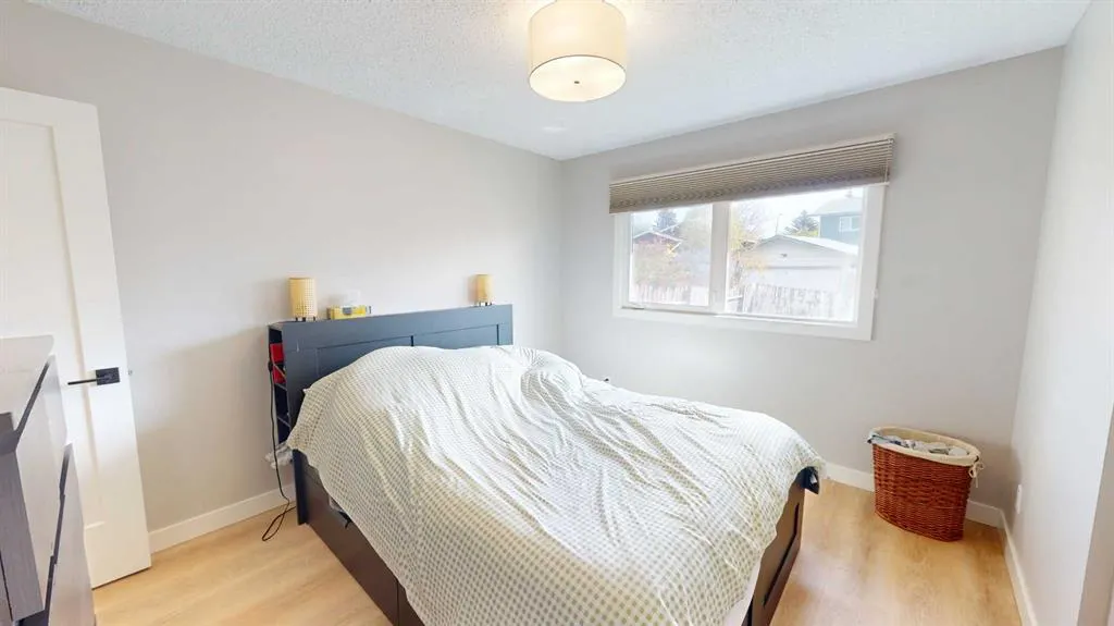 49 Sunhurst Crescent SE