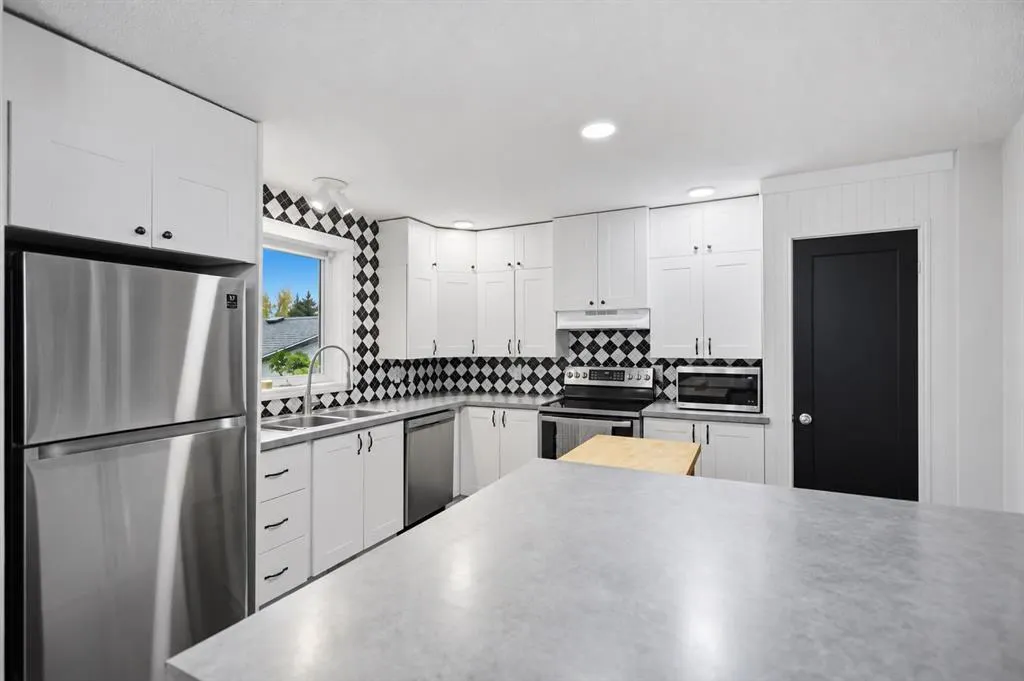 7 Opal Avenue