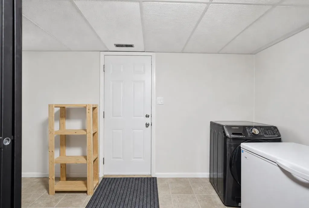 7 Opal Avenue