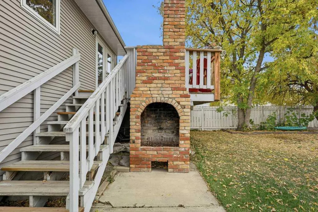 7 Opal Avenue