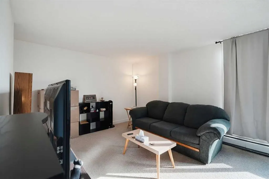 3522 44 Street SW #302