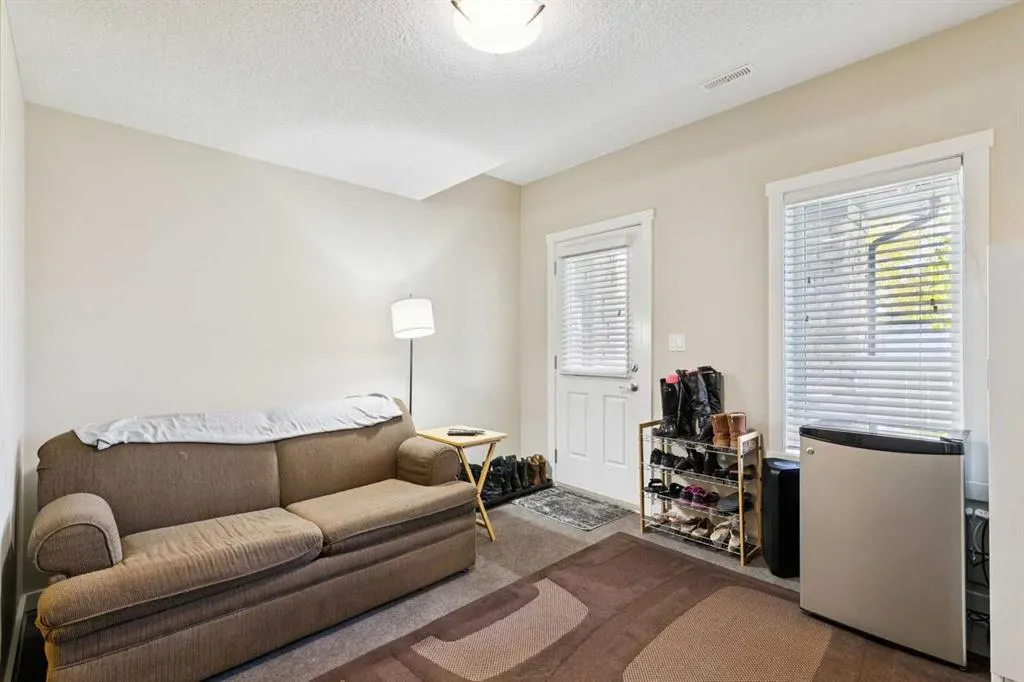50 Westland Road #100