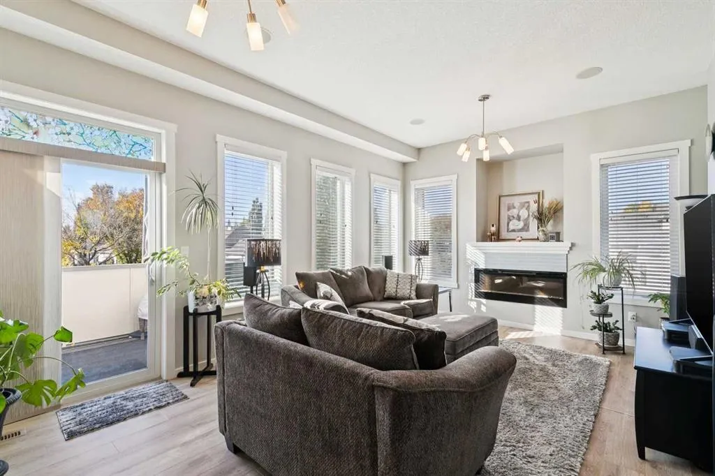 50 Westland Road #100