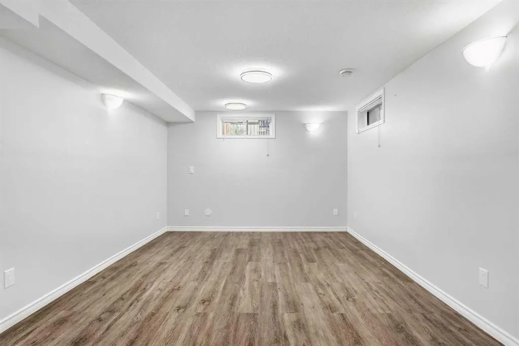 84 Glendale Way