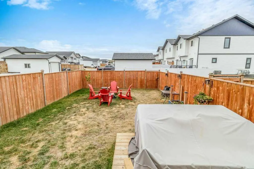 32 Iron Gate Boulevard