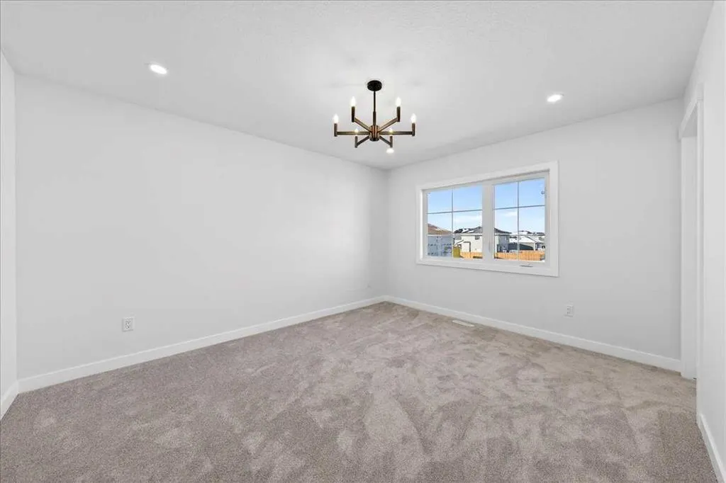 11 Lakewood Way