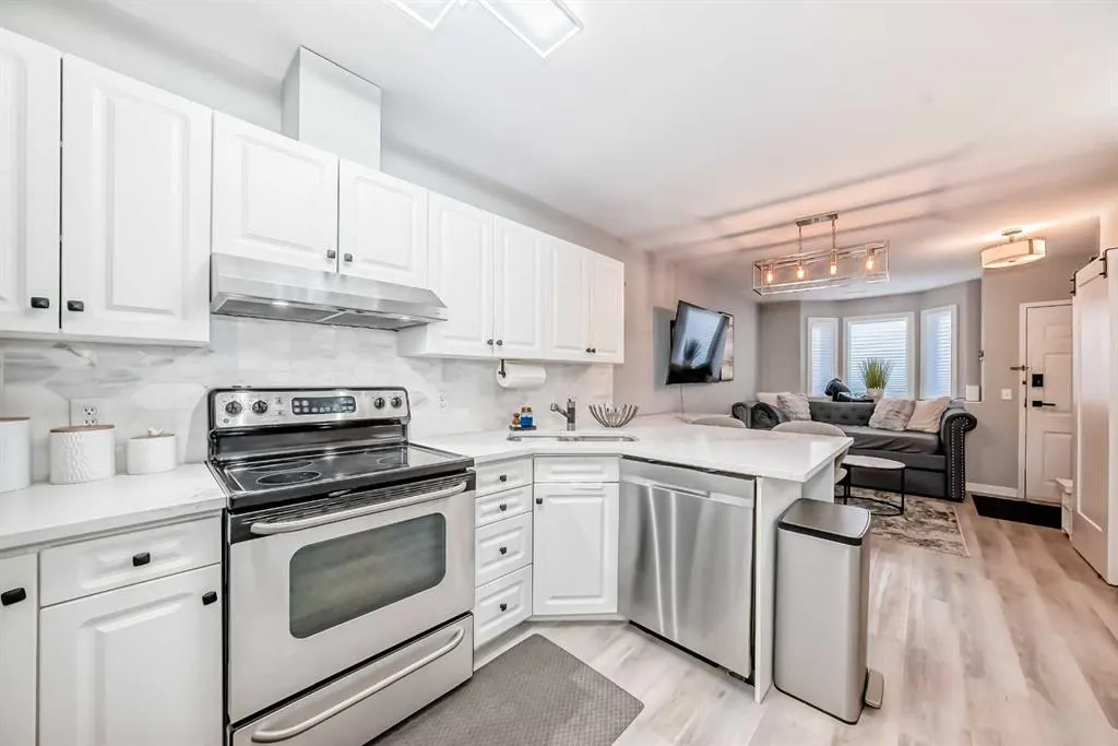 1014 14 Avenue SW #106
