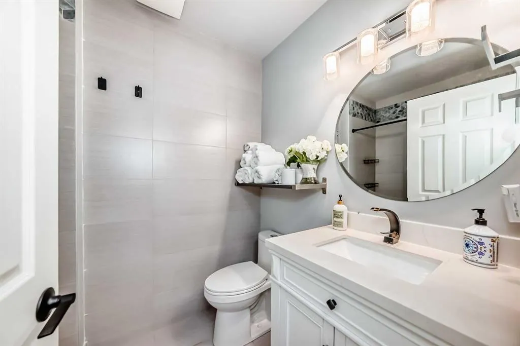 1014 14 Avenue SW #106