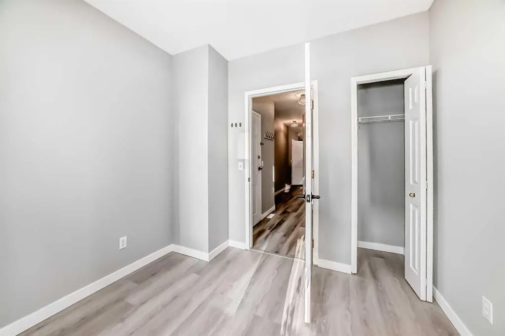 1014 14 Avenue SW #106