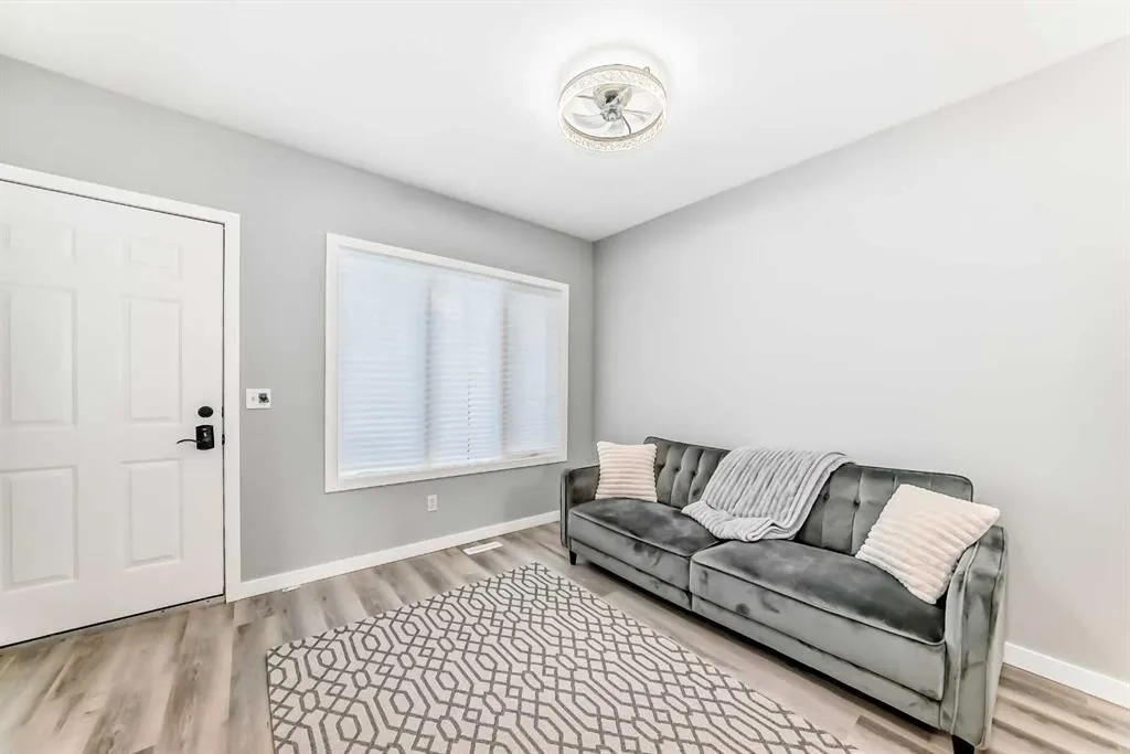 1014 14 Avenue SW #106