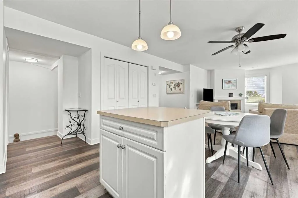 50 Westland Road #220