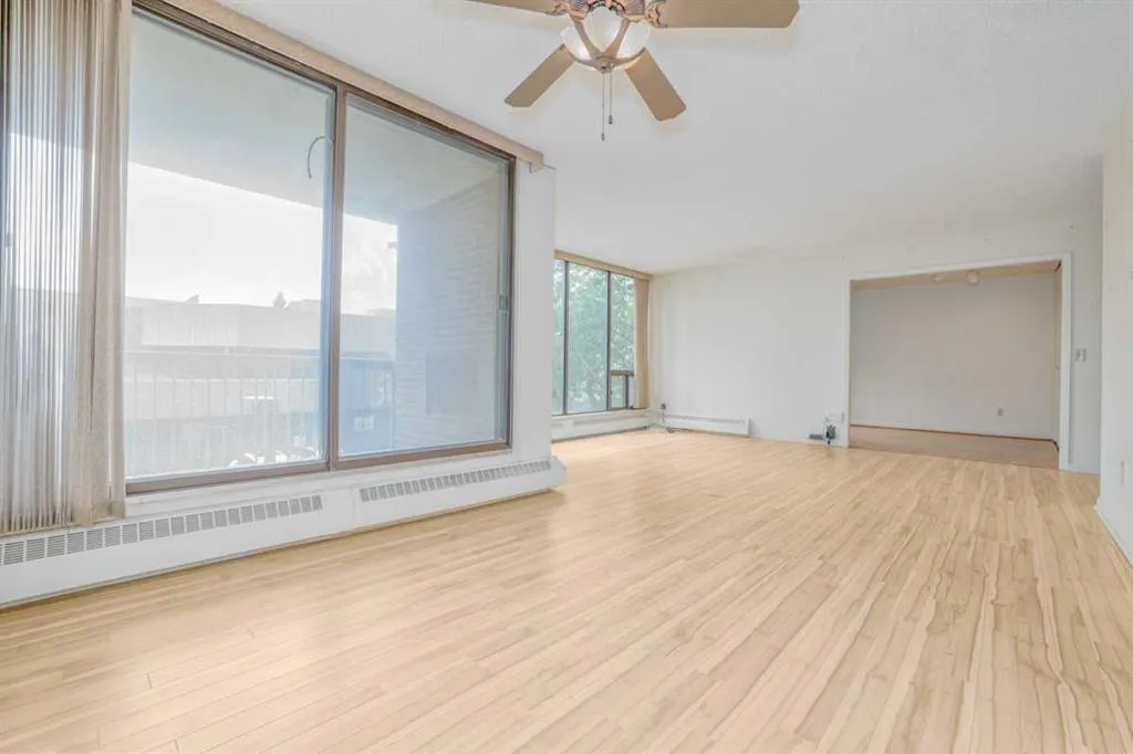 80 Point Mckay Crescent NW #208