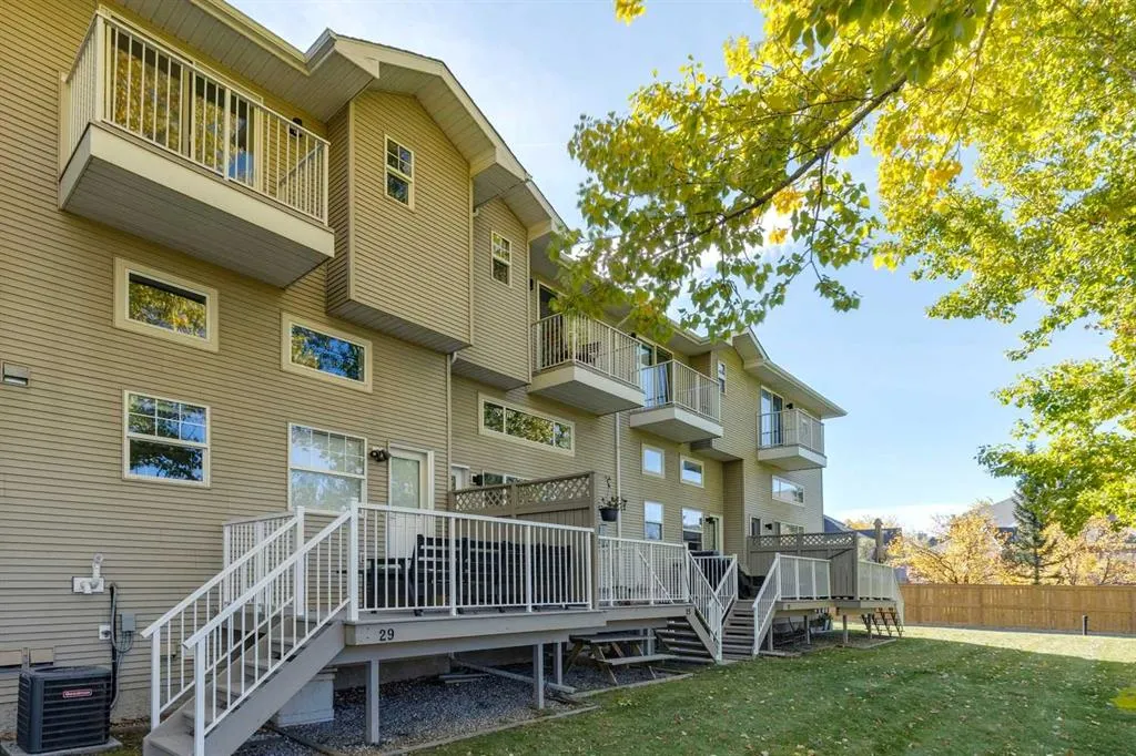 29 Inglewood Grove SE