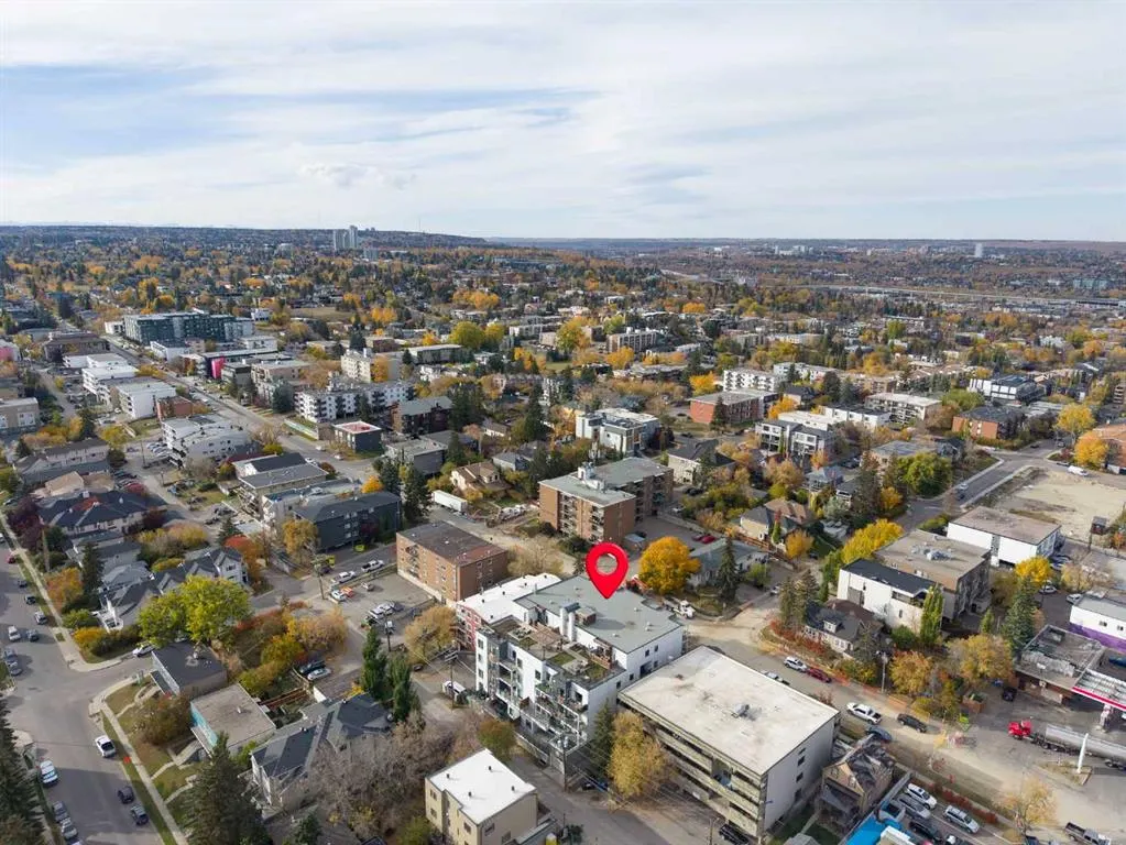 1521 26 Avenue SW #405