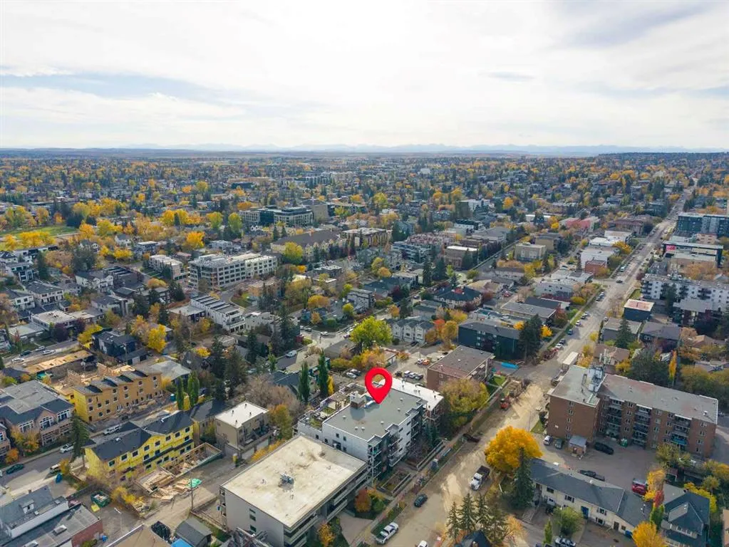 1521 26 Avenue SW #405