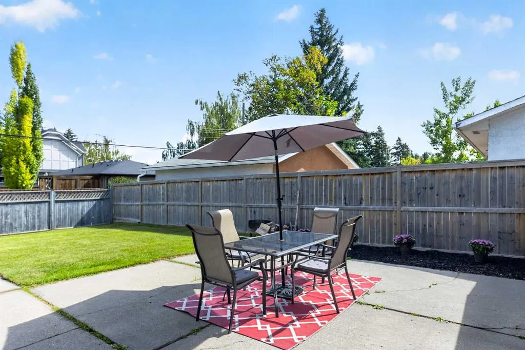 6516 Crowchild Trail SW