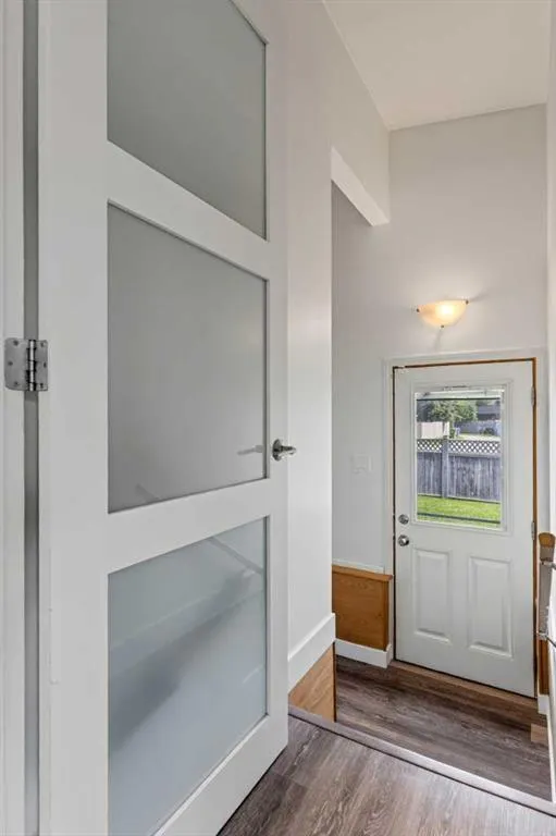 6516 Crowchild Trail SW