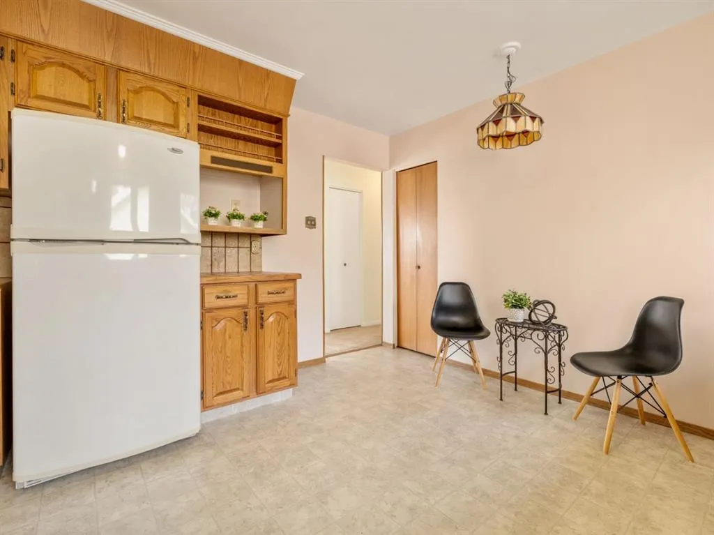 1206 27th Street N