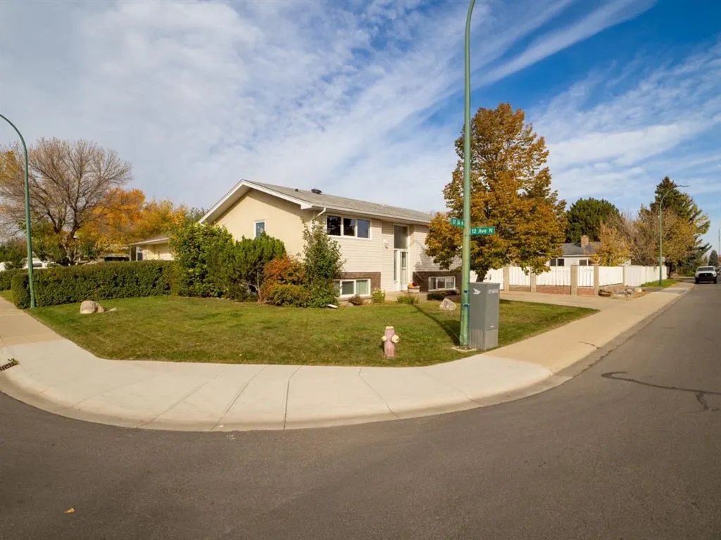 1206 27th Street N