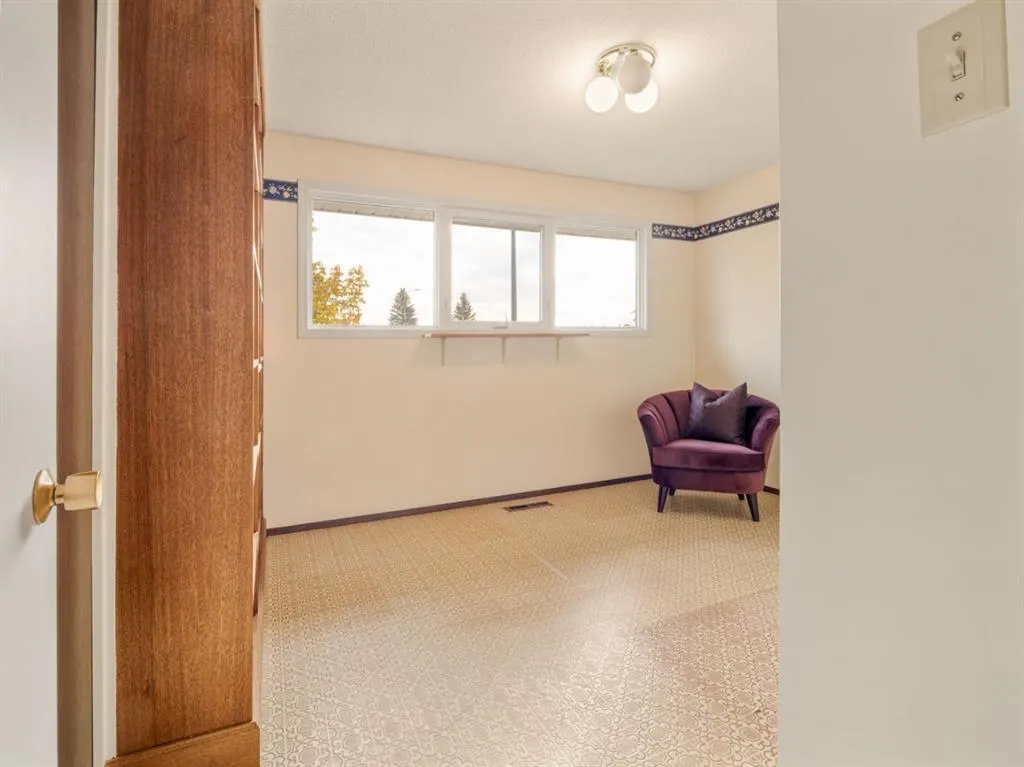 1206 27th Street N