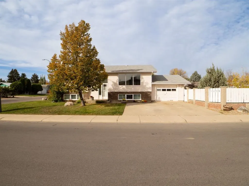 1206 27th Street N