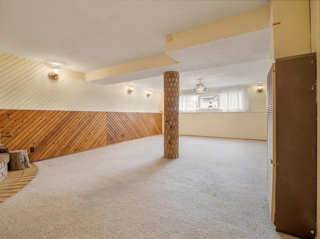 1206 27th Street N
