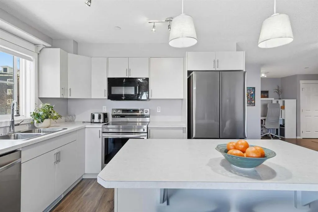 279 Copperpond Common SE #4201