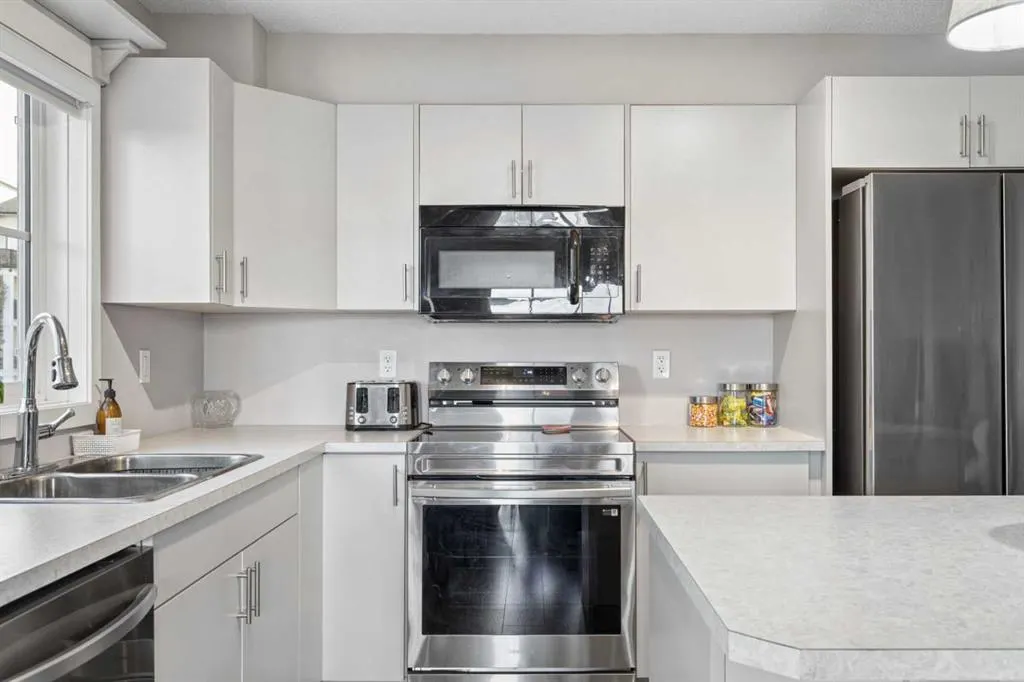 279 Copperpond Common SE #4201