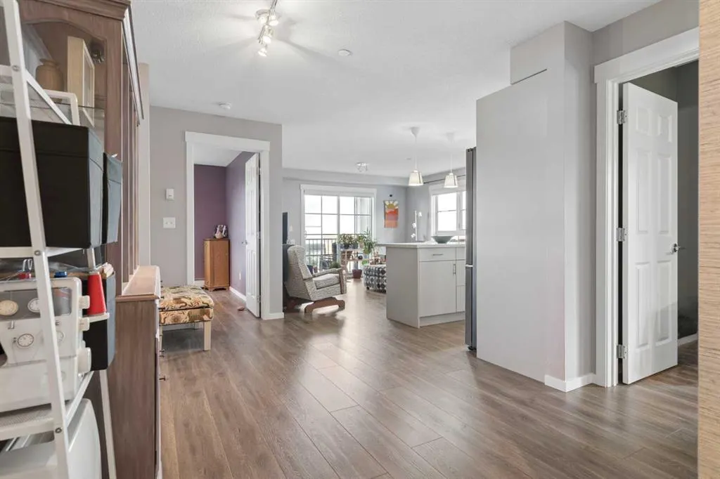 279 Copperpond Common SE #4201